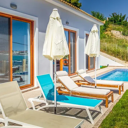 فيلة Bay View I *