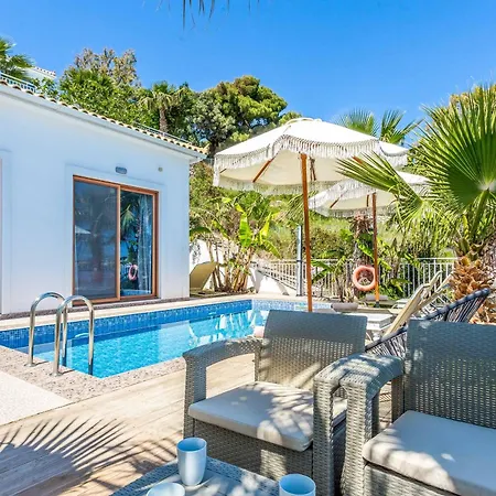 Villa Bay View I